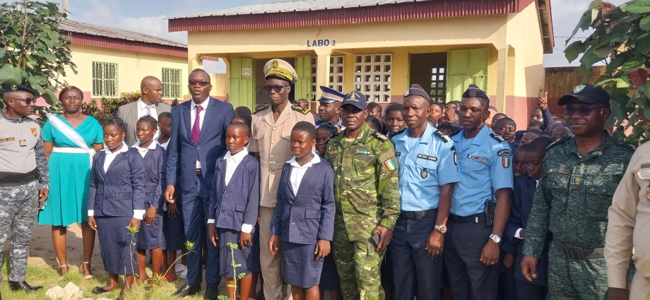 Le sous-préfet d’Adiaké invite les élèves du collège Karim Diarrassouba à adopter un comportement citoyen