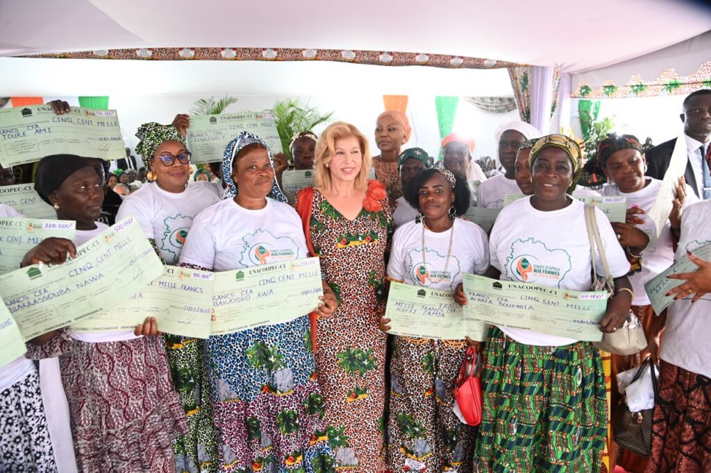 La Première Dame, à l’occasion de la 49e édition de la JIF : « L’autonomisation économique des femmes est une clé du développement »